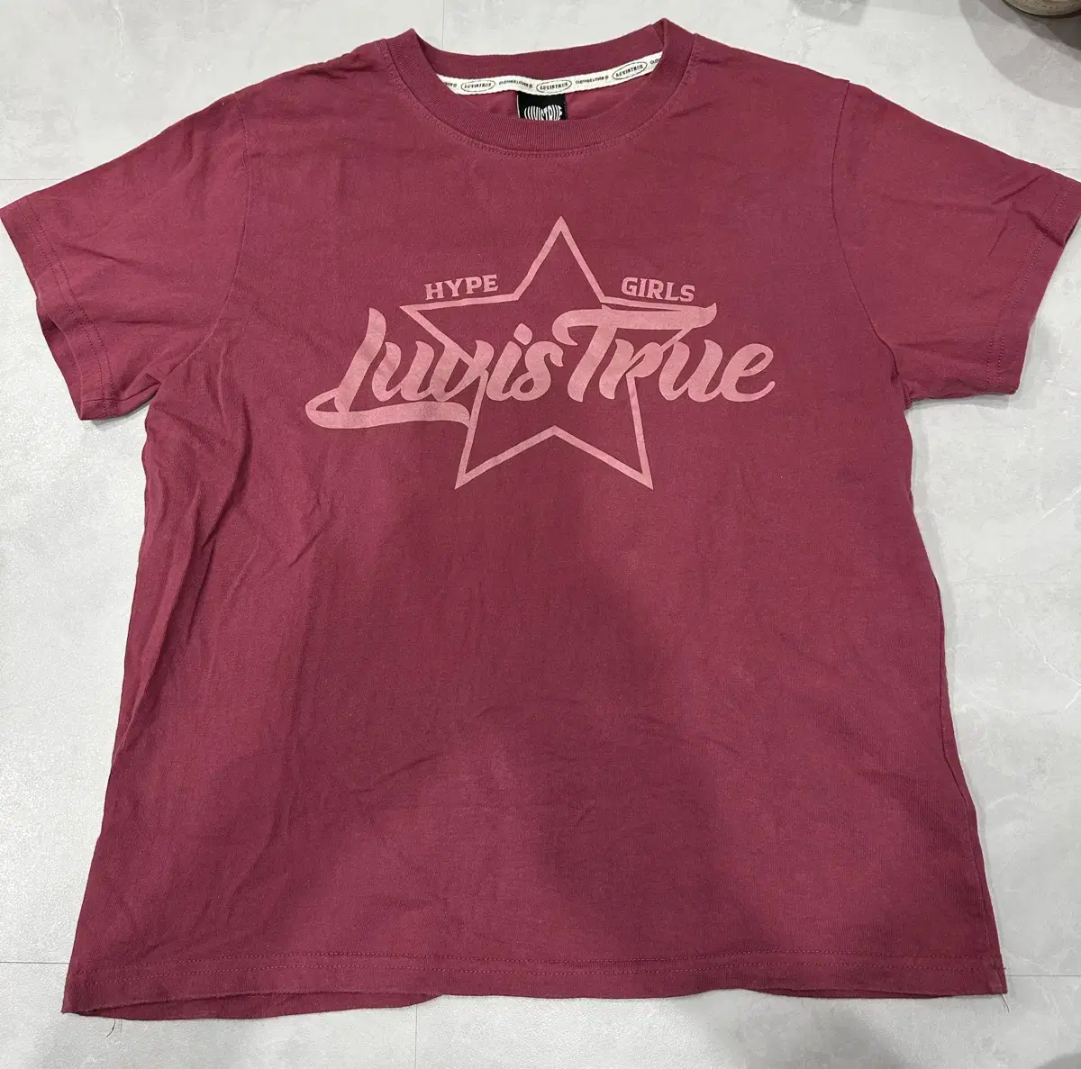 러브이즈트루 반팔 DN STAR LOGO TEE 핑크